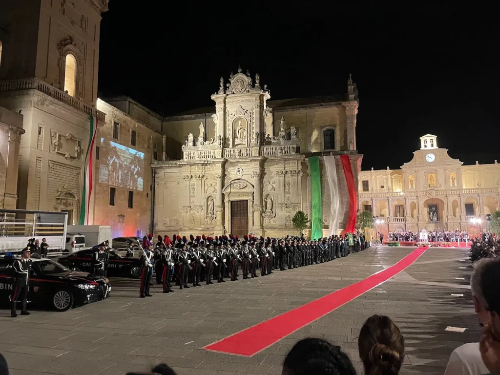 Piazza del Duomo 2 Lecce - Italy Unseen