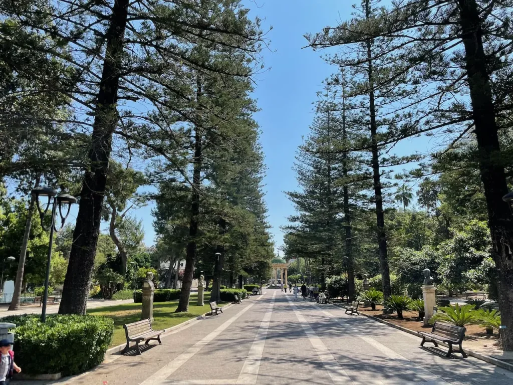 Villa Comunale Park - Italy Unseen