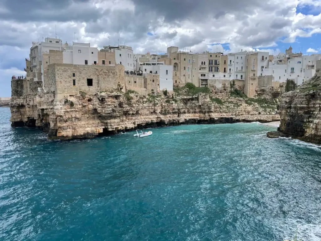 cliff viewpoints 9 polignano a mare - bari - puglia