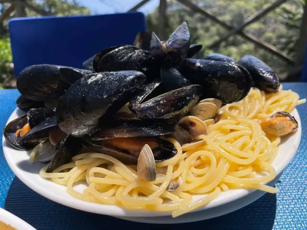 a smerza bar ristoro food san domino island isole tremiti gargano puglia 4