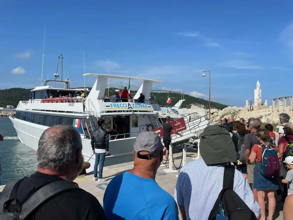 peschici port and boat to and from isole tremiti gargano puglia 1